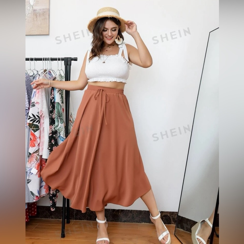 SHEIN curve skirt